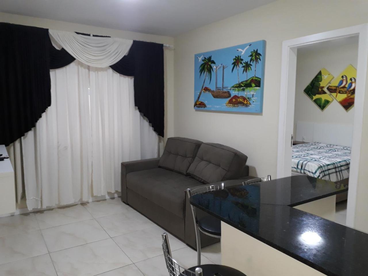 Apartamento Otimo Apto. 180 Metros Da