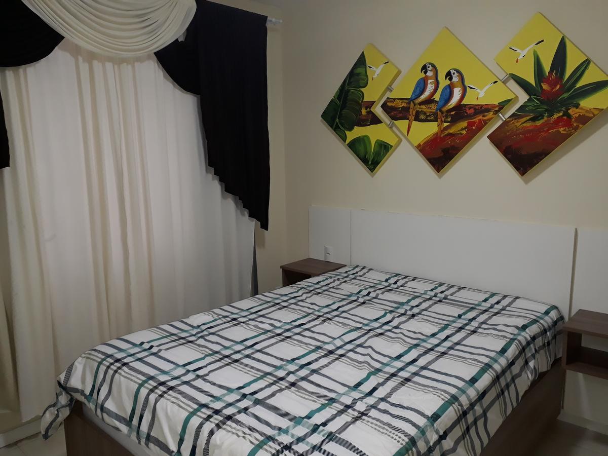 Otimo Apto. 180 Metros Da Apartamento